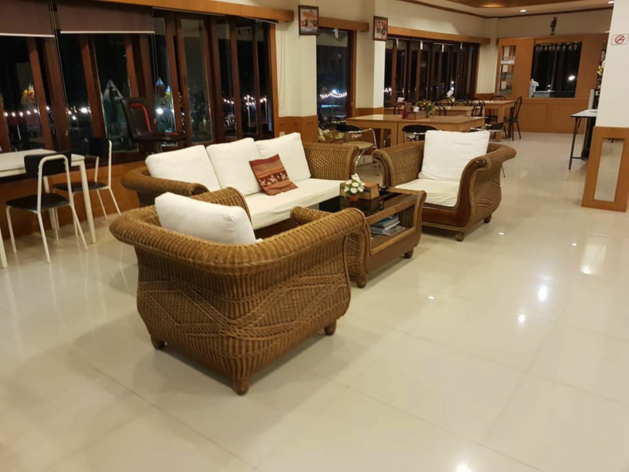 Phurua Mantra Hotel Ngoại thất bức ảnh